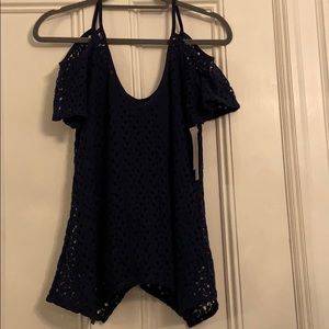 NWT Cold shoulder top